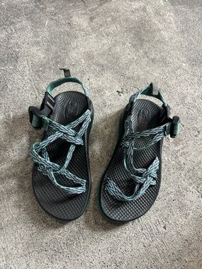 Chaco KIDS Sandal - Black with Teal Straps
